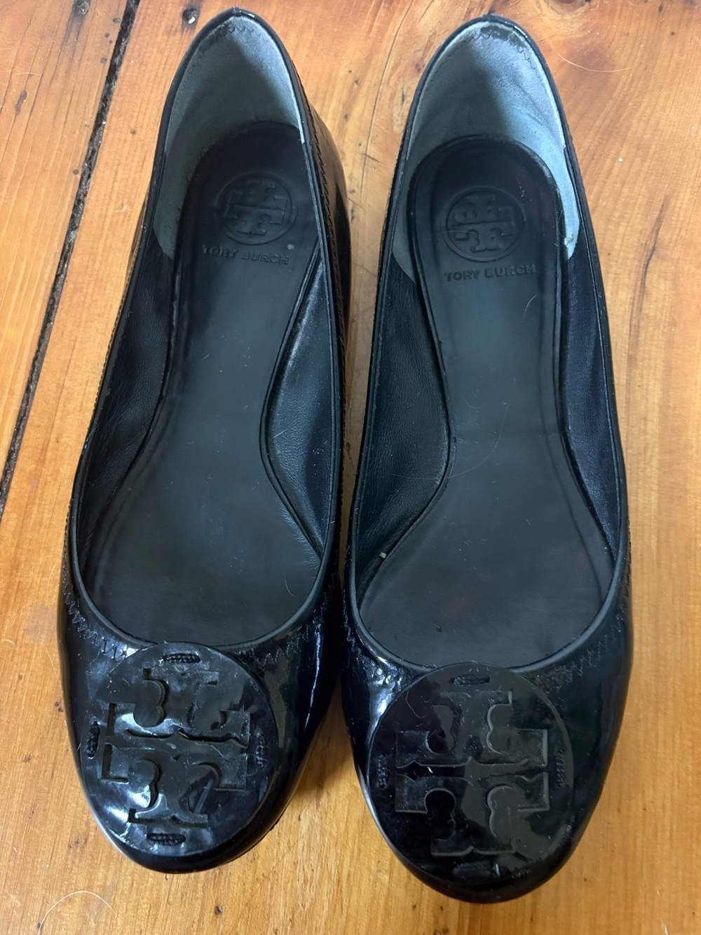 Tory Burch Reva Patent Leather Ballet Flats Black Logo, Size 9 - Classic Shiny - Picture 2 of 11